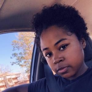 Meet your Posher, Shakirra